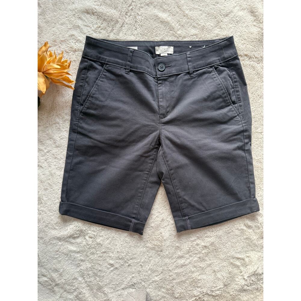 Ann Taylor Loft Curvy Bermuda Shorts Navy Size 4